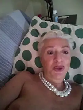 divinaerotica live