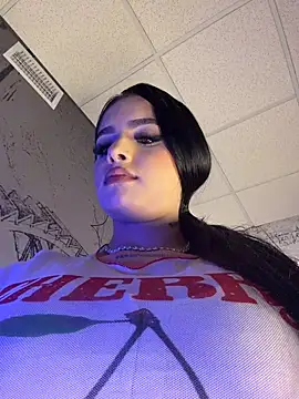 BustyAngelXXX live