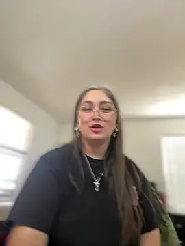 Alix_Valentine live