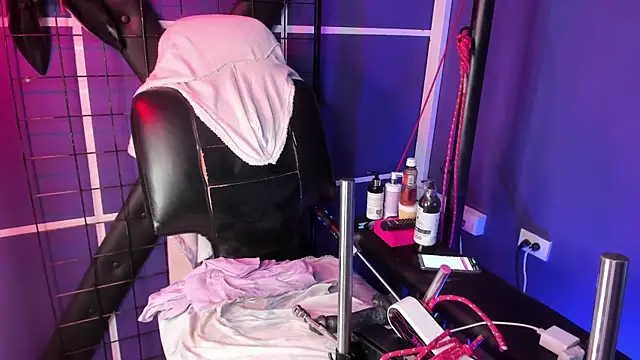 annie_wigg live