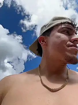 strongboy_ live