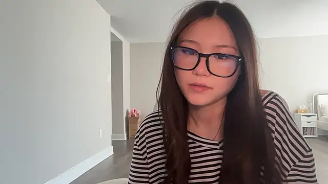luvvivii live