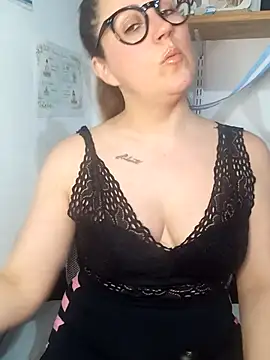 SofiEsteves live