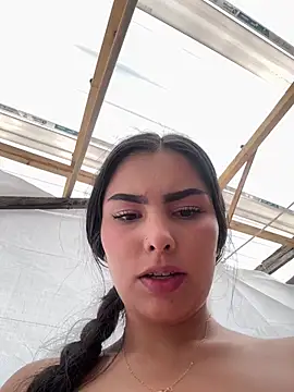 Maddy_Rouse_ live