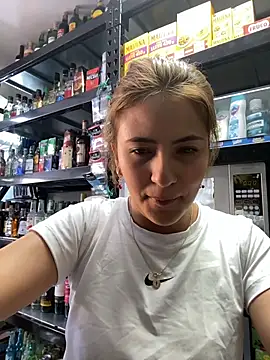 Andrea_19blonde profile