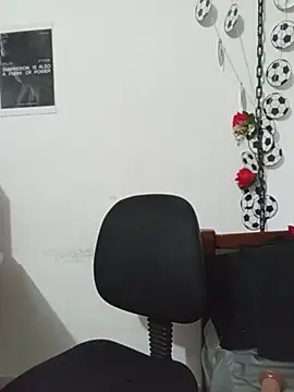 DaniellaGiraldo live