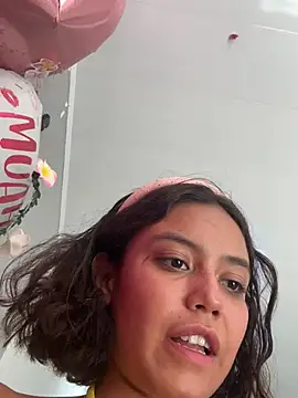 TamaraMera live