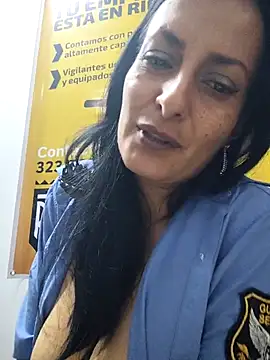 ALEJANDRA__28 live