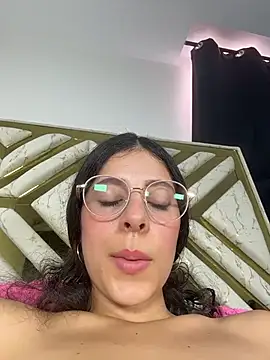 lovelygirlEva live