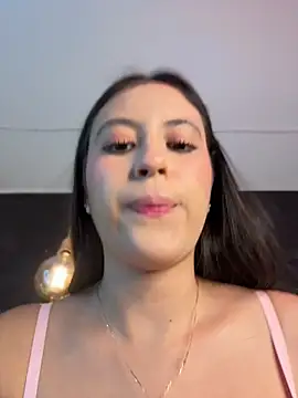 Juanita-Diaz live