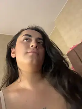 Antonella_Julieta live