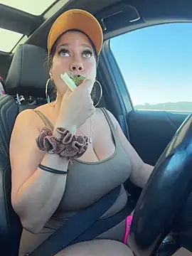 Bigbuttbrooklynn live