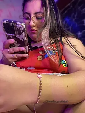 KaroVelvet live