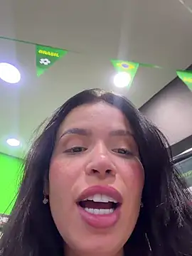 Rafaellaz live