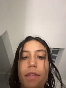 TamaraMera live