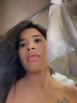 EmmaExoticaXXX live