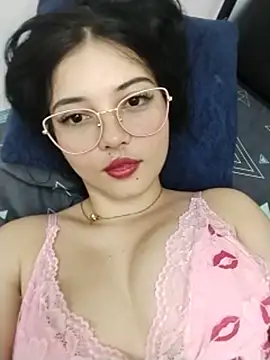 Valeria_allurin live