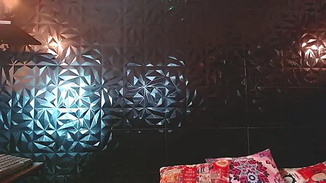 PINK__LOLA1 live