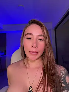 lanataylor_7 live
