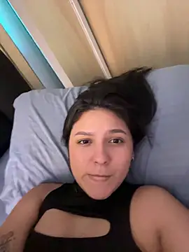 Camila_sanchez25 live