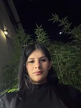 Mia_Alanna live