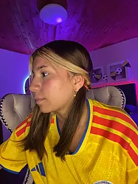 Isabella18_pink live