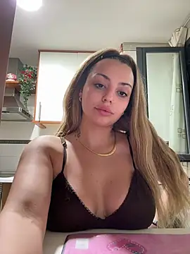 Noeliagglow live