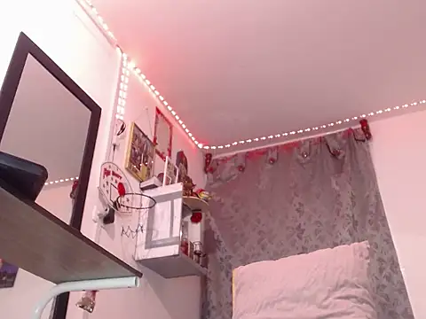 Ninadesire0211 live