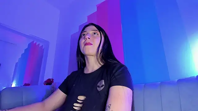 JuliethCruz_ live