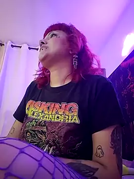 Sarah-Stoner live