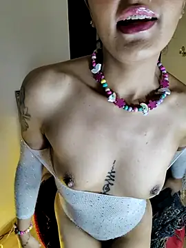 ValeNiitaLuv live