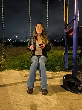 VALELUXX live