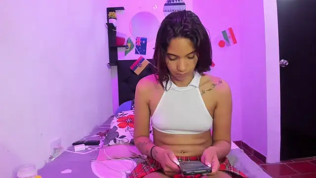 sapphire_brown20 live