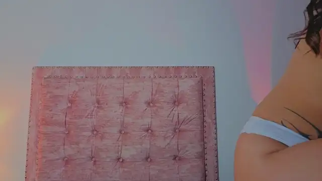 Jennifer_Lee_ live