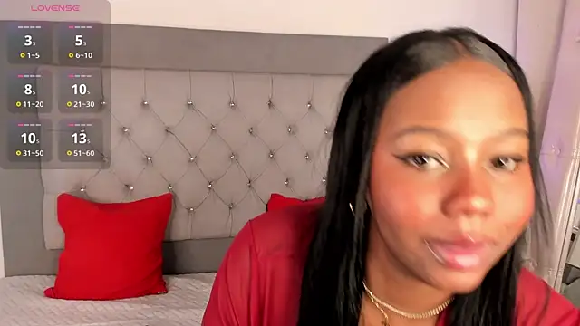 Giulia_valencia live