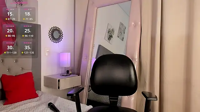Giulia_valencia live