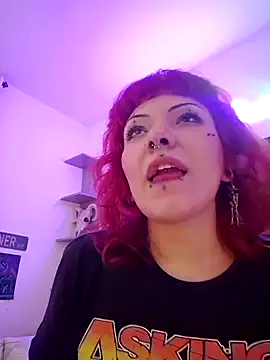 Sarah-Stoner live