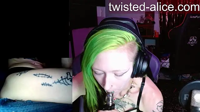 Twisted_Alice live