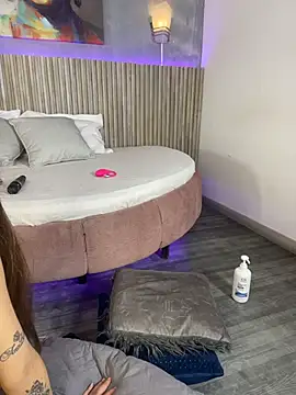 Saracooper__ live