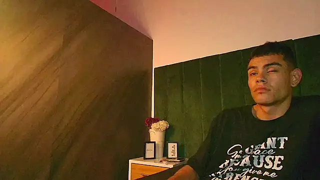Lycan__ live