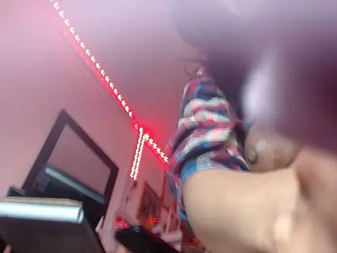 Ninadesire0211 live