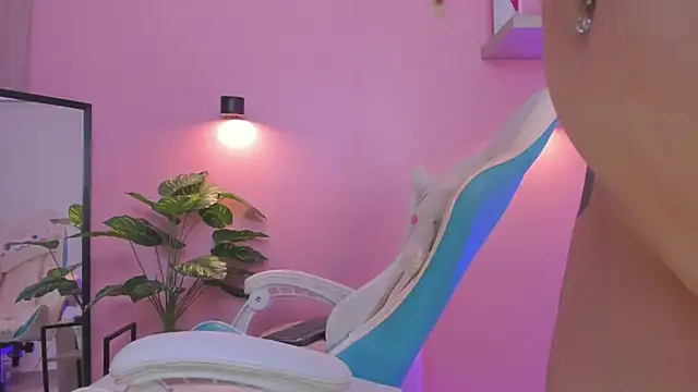 LITTLE-VIVI live