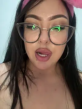 MileyGia live