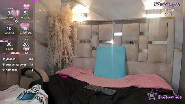 Danielaa_a live