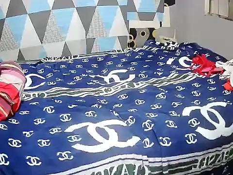 Trish_CurveCock live