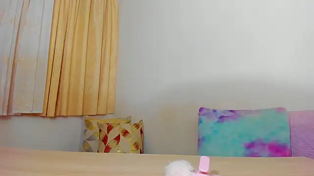 cleopatra_bigboobs01 live