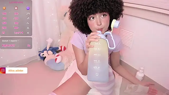 Alice_winter_ live