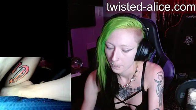 Twisted_Alice profile