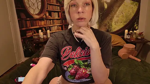 Tessa_Rae live