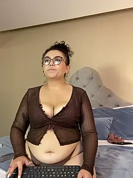 AlmaraRouge live